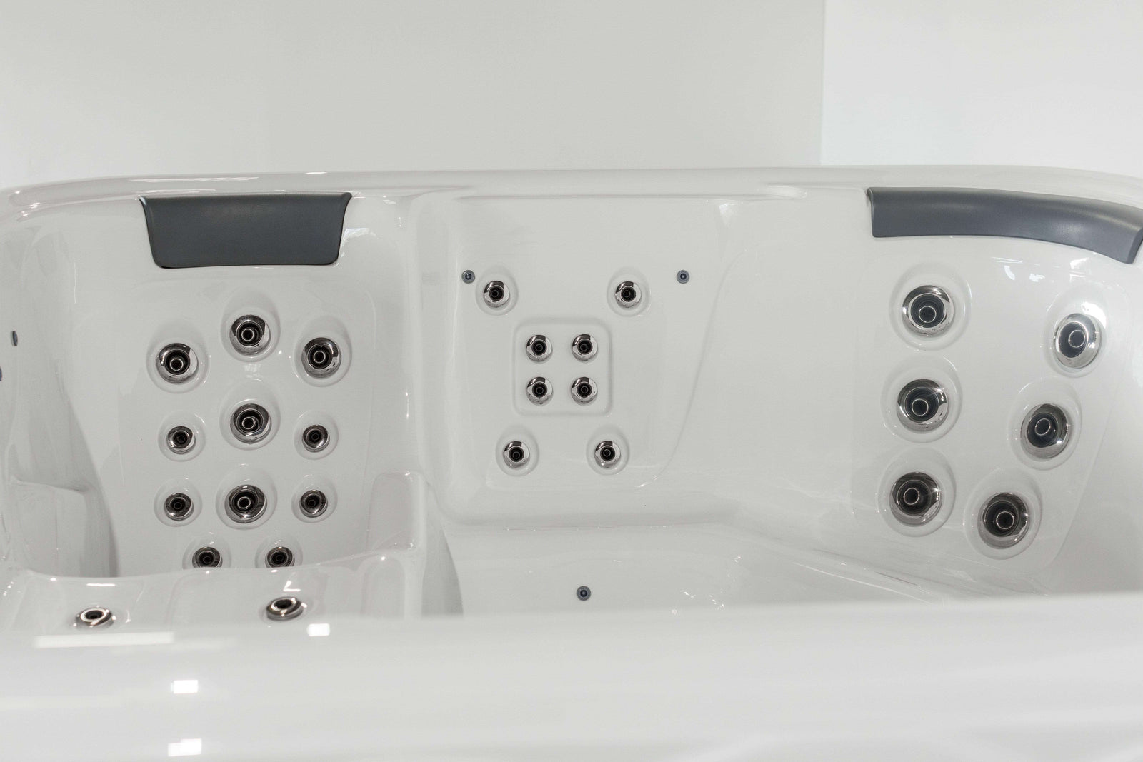 Barefoot Spas Spas Alpina Limited - 88LM